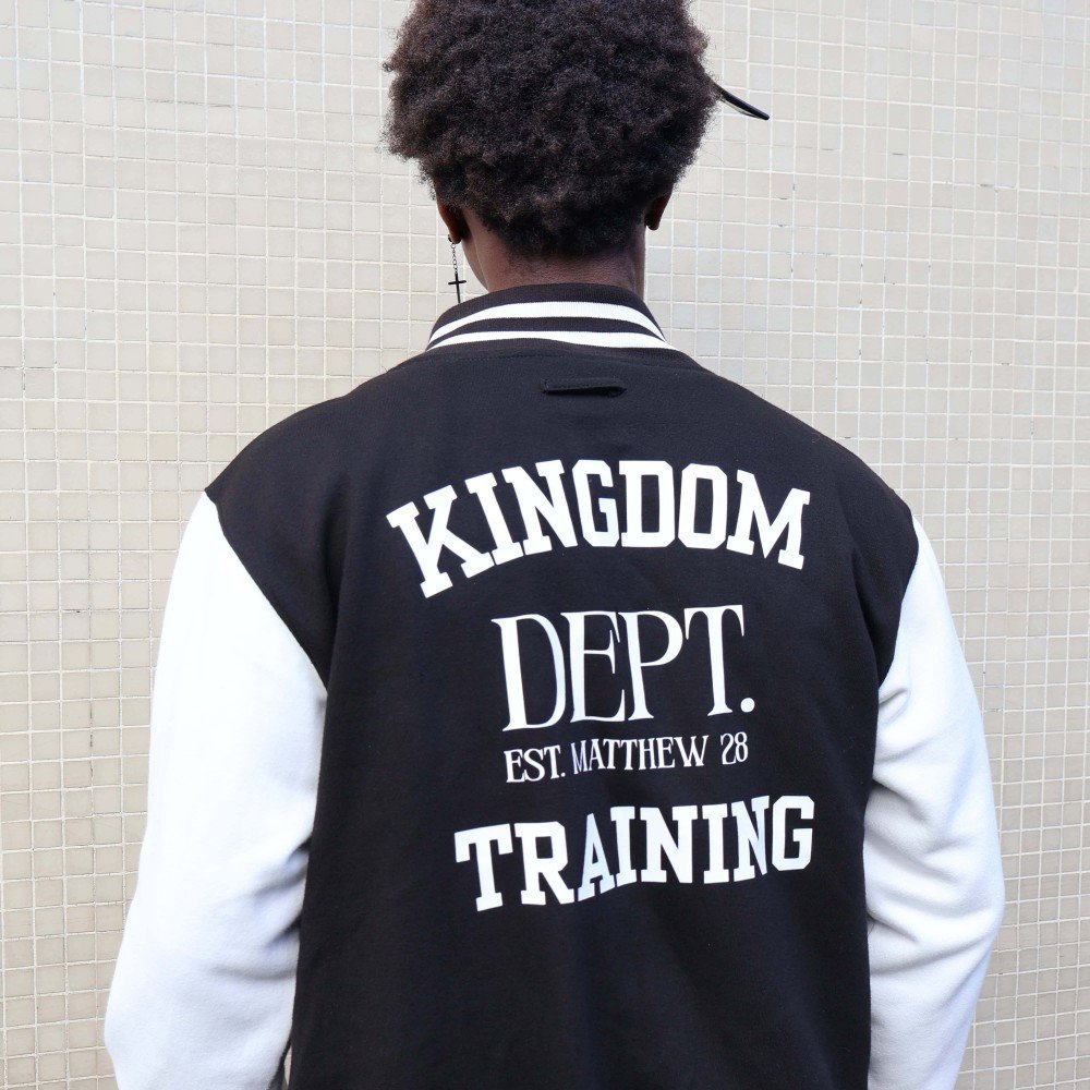 Casaco estilo Baseball com detalhes estampado 