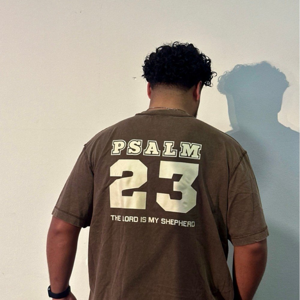 T-shirt Oversized Salmos 23 