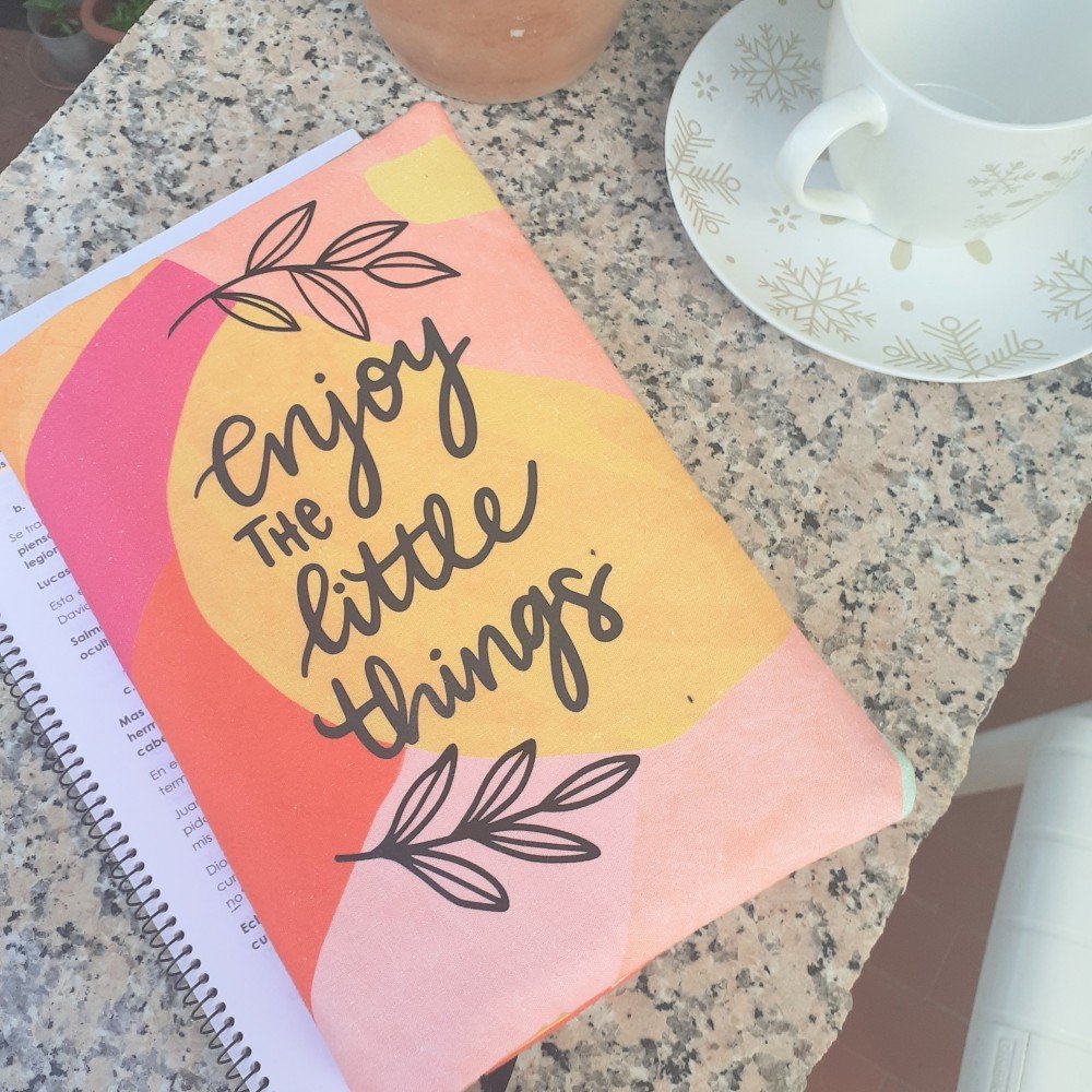 Capa Bíblia Enjoy Laranja