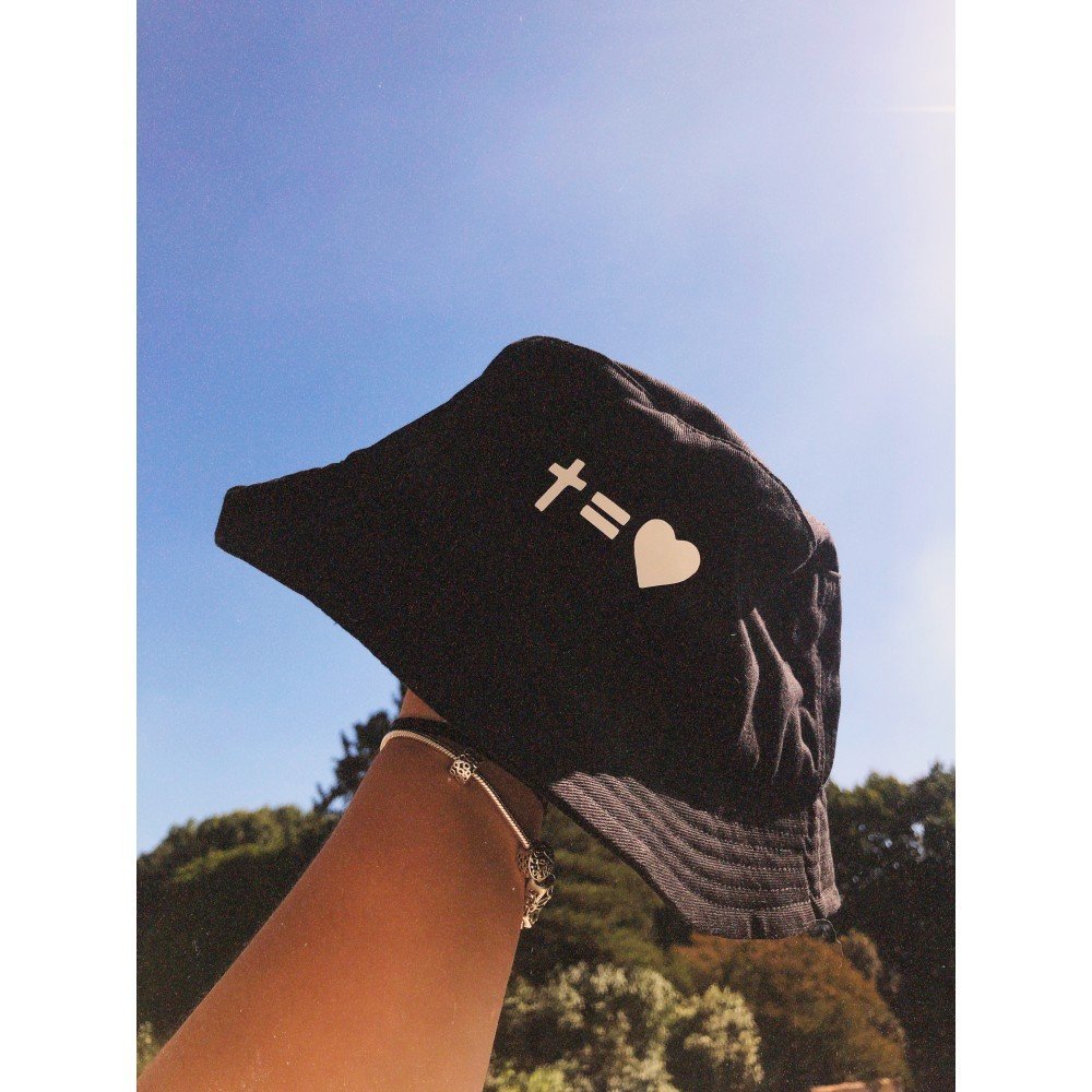 Panamá em tecido LOVE 