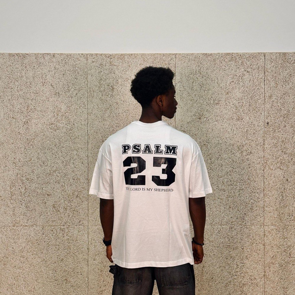 T-shirt Oversized Salmos 23 